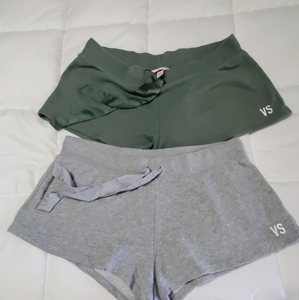 VS - Sleepwear NWOT